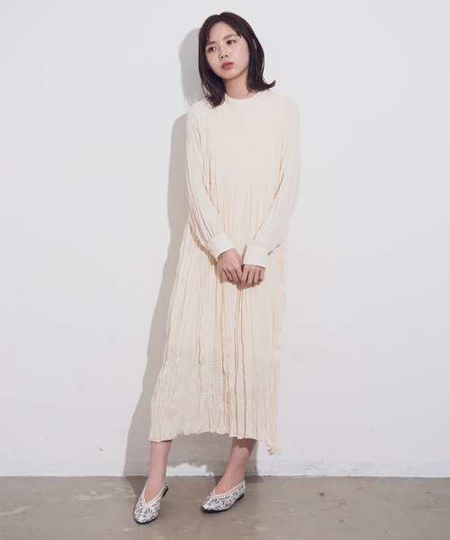 Aunt Marie's(アントマリーズ)の「AUNT MARIE'S 刺繍フラットシューズ(パンプス・レディース・ブラック/ホワイト/グリーン・LARGE/MEDIUM)」の12枚目の写真