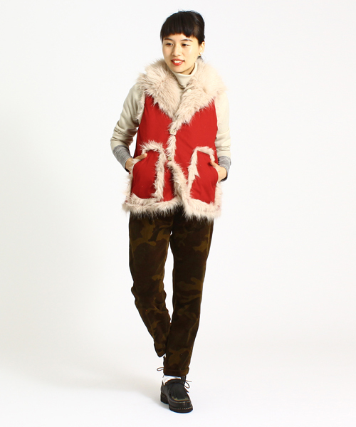 BEAMS BOY（ビームスボーイ）の「◎BEAMS BOY / フェイクファー VEST（ベスト・レディース・カーキ/レッド/ブルー・ONE SIZE）」の10枚目の写真