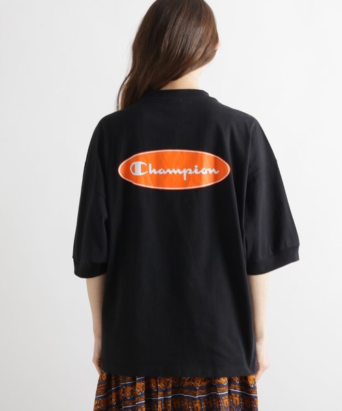 Champion(チャンピオン)の「Champion バックロゴビッグプルオーバー(Tシャツ/カットソー・レディース・ブラック/アイボリー・02)」の12枚目の写真