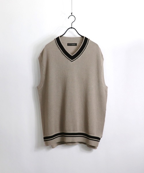 Confirm(コンファーム)の「Vネックニットベスト【Confirm】(ベスト・メンズ・ブラック/ベージュ/グレー・M/L)」の3枚目の写真