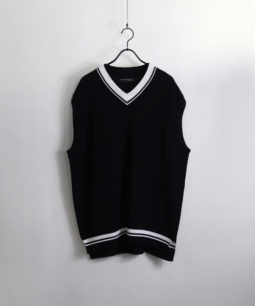 Confirm(コンファーム)の「Vネックニットベスト【Confirm】(ベスト・メンズ・ブラック/ベージュ/グレー・M/L)」の2枚目の写真