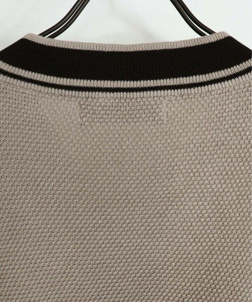 Confirm(コンファーム)の「Vネックニットベスト【Confirm】(ベスト・メンズ・ブラック/ベージュ/グレー・M/L)」の20枚目の写真