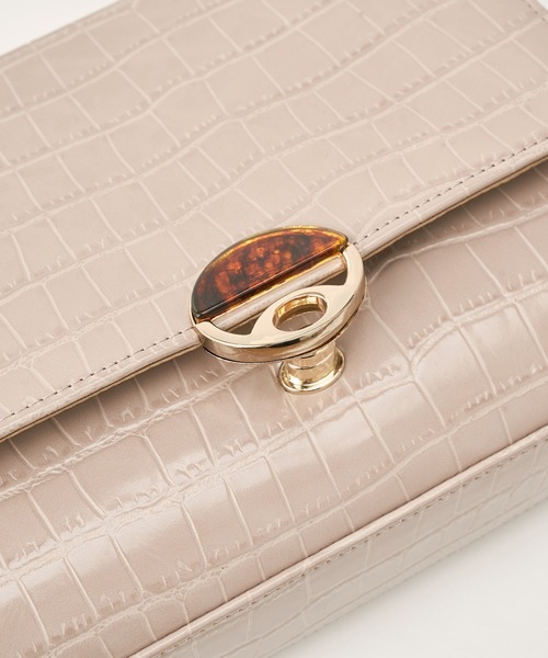 one after another NICE CLAUP(ワンアフターアナザーナイスクラップ)の「2wayクロコスクエアバッグ(ショルダーバッグ・レディース・ベージュ/モカ/アイボリー・FREE)」の15枚目の写真