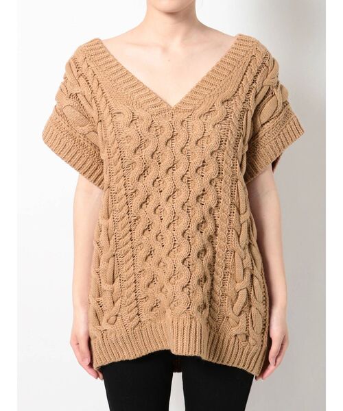 EMODA（エモダ）の「ケーブルバルキーベスト（ベスト・レディース・ホワイト/ブラック/ベージュ/パープル・FREE）」の13枚目の写真