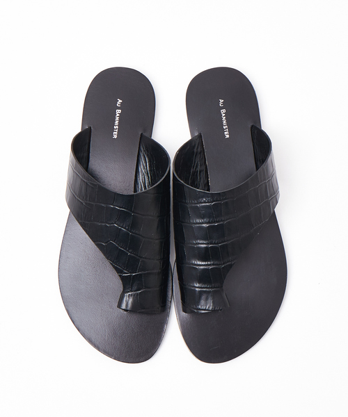 Au BANNISTER（オゥバニスター）の「★トングサンダル（サンダル・レディース・ホワイト/ブラック/ピンクゴールド・S/M/L）」の2枚目の写真