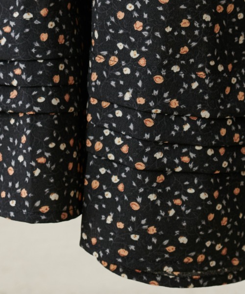 natural couture（ナチュラルクチュール）の「タックディテールVネックワンピース（ワンピース・レディース・ブラウン/その他1/その他2/その他3/レンガ・FREE）」の18枚目の写真