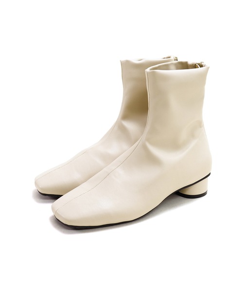 SESTO（セスト）の「ローヒールスリムストレッチショートブーツ（ブーツ・レディース・ダークブラウン/アイボリー/グレイッシュベージュ/ブラック/シルバー/ブラック系その他/ブラウン系その他・LL/3L/S/L/M）」の22枚目の写真