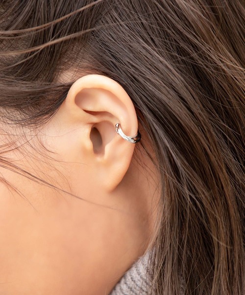 Edit Sheen(エディットシーン)の「ミニフープイヤカフ(イヤーカフ・レディース・ゴールド/シルバー・FREE)」の2枚目の写真