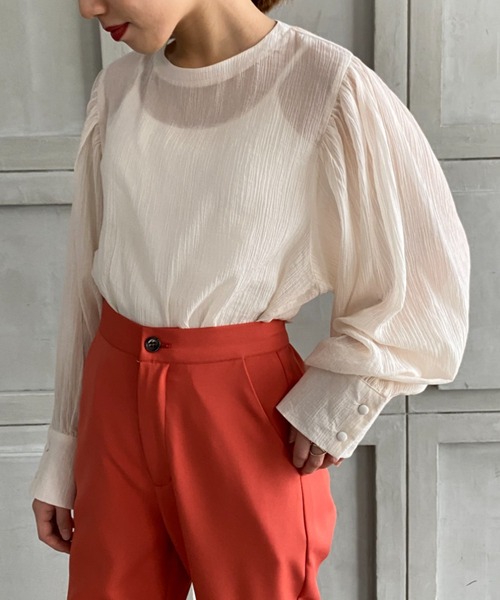 moment+（モーメントプラス）の「綿楊柳バックリボンボリュームスリーブブラウス（シャツ/ブラウス・レディース・オフホワイト/ナチュラル/グリーン/パープル/オレンジ/ブラウン/ブラック・M）」の5枚目の写真