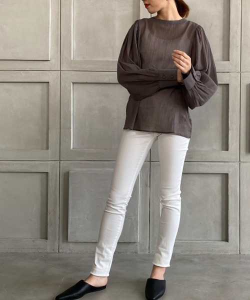 moment+（モーメントプラス）の「綿楊柳バックリボンボリュームスリーブブラウス（シャツ/ブラウス・レディース・オフホワイト/ナチュラル/グリーン/パープル/オレンジ/ブラウン/ブラック・M）」の22枚目の写真