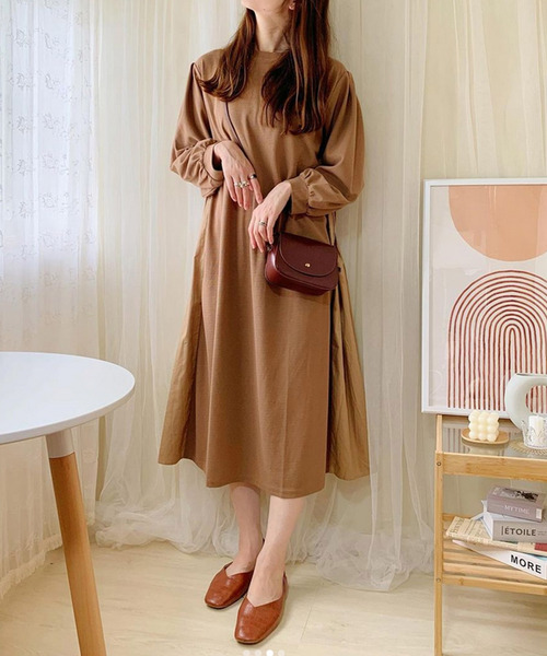 Fizz（フィズ）の「【Fizz/フィズ】　サカリバ素材　バック切替えAラインワンピース（ワンピース・レディース・ブラック/ベージュ/カーキ・M）」の5枚目の写真