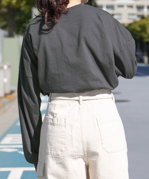 PairPair（ペアペア）の「USAコットンベーシックロンT(ユニセックス)（Tシャツ/カットソー・レディース・オフホワイト/ミント/スミクロ/グレイッシュベージュ/グレイッシュブルー・MEDIUM/LARGE）」の12枚目の写真