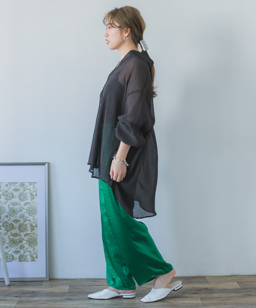 ITEMS URBANRESEARCH（アイテムズ アーバンリサーチ）の「サテンイージーパンツ（その他パンツ・レディース・グリーン/ベージュ/ブラック/モカ・LARGE/SMALL/MEDIUM）」の12枚目の写真