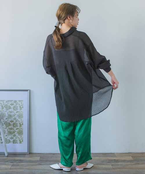 ITEMS URBANRESEARCH（アイテムズ アーバンリサーチ）の「サテンイージーパンツ（その他パンツ・レディース・グリーン/ベージュ/ブラック/モカ・LARGE/SMALL/MEDIUM）」の10枚目の写真