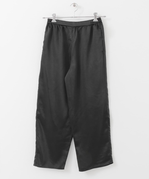 ITEMS URBANRESEARCH（アイテムズ アーバンリサーチ）の「サテンイージーパンツ（その他パンツ・レディース・グリーン/ベージュ/ブラック/モカ・LARGE/SMALL/MEDIUM）」の9枚目の写真