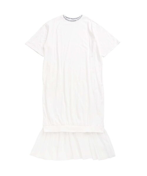 Otonato(オトナト)の「裾チュールTシャツワンピース_ママ【親子でおそろいリンクコーデ】(ワンピース・キッズ・ブラック/オフホワイト・MEDIUM)」の1枚目の写真