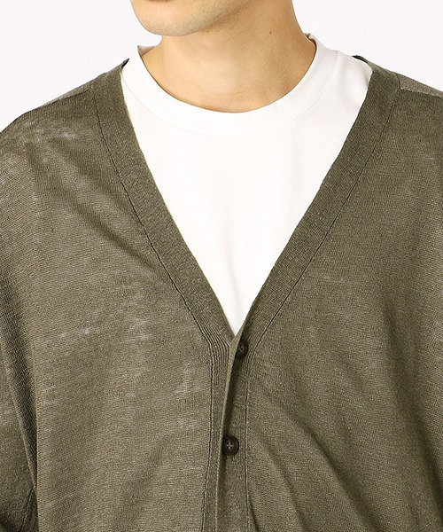 COMME CA ISM（コムサイズム）の「Vネック　リネンカーディガン（カーディガン/ボレロ・メンズ・カーキ/ベージュ/オレンジ/レッド・LARGE/MEDIUM）」の14枚目の写真