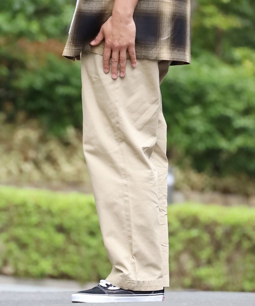 RICCARDO METHA(リカルドメッサ)の「RICCARDO METHA/リカルドメッサ NEW 1TUCK WIDE TROUSERS TWILL J8153 トラウザーパンツ テーパード ワイド(その他パンツ・メンズ・ブラック/ベージュ・46/48/44)」の4枚目の写真