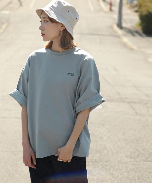 Piko（ピコ）の「【別注】【PIKO】古着風 指ハートガール イージーケア 高密度ビッグシルエットイラストTシャツ（Tシャツ/カットソー・レディース・ホワイト/ブラック/ベージュ/ネイビー/ピンク/ブルー/グリーン・MEDIUM/LARGE）」の20枚目の写真