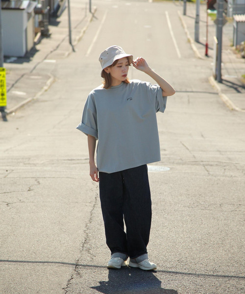 Piko（ピコ）の「【別注】【PIKO】古着風 指ハートガール イージーケア 高密度ビッグシルエットイラストTシャツ（Tシャツ/カットソー・レディース・ホワイト/ブラック/ベージュ/ネイビー/ピンク/ブルー/グリーン・MEDIUM/LARGE）」の21枚目の写真