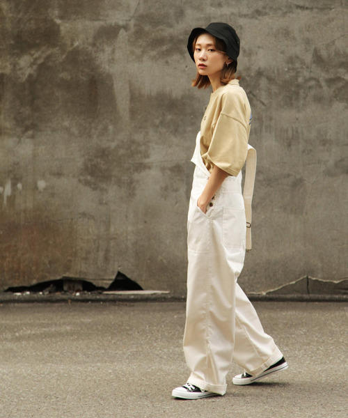 Piko（ピコ）の「【別注】【PIKO】古着風 指ハートガール イージーケア 高密度ビッグシルエットイラストTシャツ（Tシャツ/カットソー・レディース・ホワイト/ブラック/ベージュ/ネイビー/ピンク/ブルー/グリーン・MEDIUM/LARGE）」の10枚目の写真