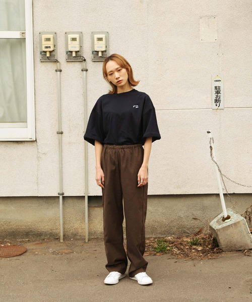 Piko（ピコ）の「【別注】【PIKO】古着風 指ハートガール イージーケア 高密度ビッグシルエットイラストTシャツ（Tシャツ/カットソー・レディース・ホワイト/ブラック/ベージュ/ネイビー/ピンク/ブルー/グリーン・MEDIUM/LARGE）」の17枚目の写真