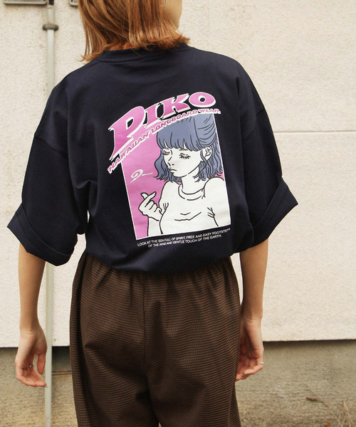 Piko（ピコ）の「【別注】【PIKO】古着風 指ハートガール イージーケア 高密度ビッグシルエットイラストTシャツ（Tシャツ/カットソー・レディース・ホワイト/ブラック/ベージュ/ネイビー/ピンク/ブルー/グリーン・MEDIUM/LARGE）」の18枚目の写真