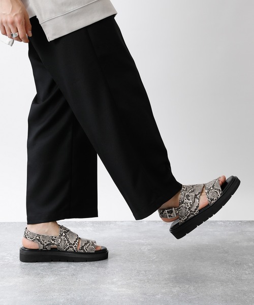 RAGEBLUE（レイジブルー）の「ボリュームソール/ストラップサンダル/950646（サンダル・メンズ・ブラック/パイソン・MEDIUM/LARGE）」の7枚目の写真