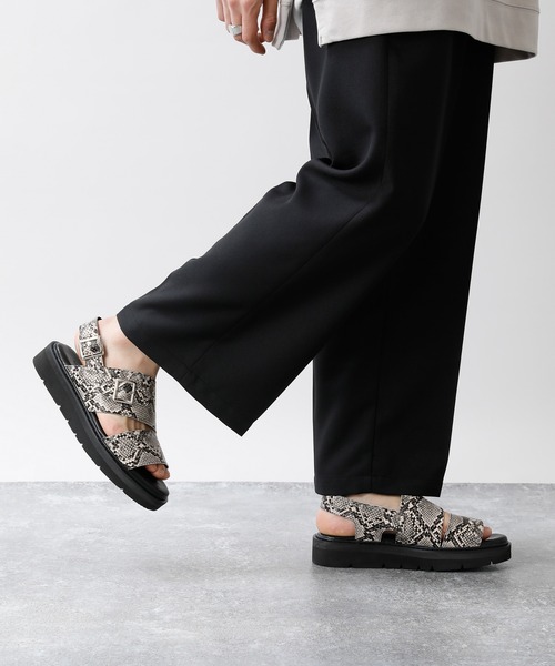 RAGEBLUE（レイジブルー）の「ボリュームソール/ストラップサンダル/950646（サンダル・メンズ・ブラック/パイソン・MEDIUM/LARGE）」の13枚目の写真