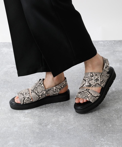 RAGEBLUE（レイジブルー）の「ボリュームソール/ストラップサンダル/950646（サンダル・メンズ・ブラック/パイソン・MEDIUM/LARGE）」の10枚目の写真