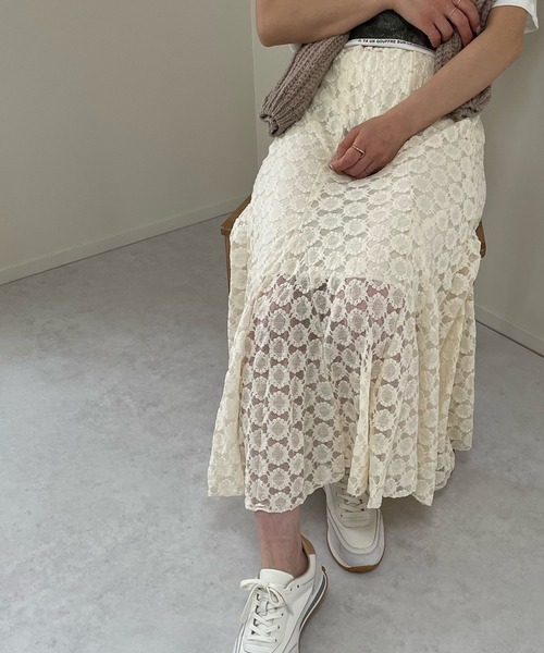 LE MORE（リモア）の「フラワーレースロングスカート（スカート・レディース・アイボリー/ブラック・FREE）」の13枚目の写真