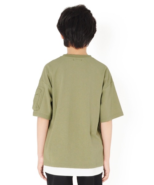 GLAZOS(グラソス)の「OE天竺・接触冷感ドロップショルダー袖ポケットレイヤード半袖Tシャツ(Tシャツ/カットソー・キッズ・チャコールグレー/ベージュ/カーキ・130cm/140cm/150cm/160cm/170cm)」の7枚目の写真