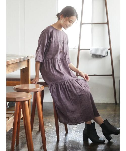 CRAFT STANDARD BOUTIQUE（クラフトスタンダードブティック）の「クルーネックティアードワンピース　＊（ワンピース・レディース・ブラック/パープル/マスタード・FREE）」の12枚目の写真