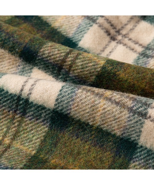 Barbour（バブアー）の「MOON SCARF（マフラー・メンズ・グリーン/オリーブ・ONE SIZE）」の5枚目の写真