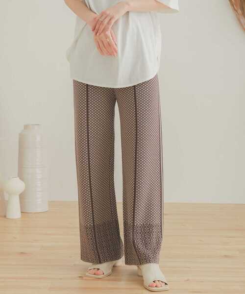 SENSE OF PLACE by URBAN RESEARCH(センスオブプレイスバイアーバンリサーチ)の「ジャガードニットパンツ(その他パンツ・レディース・パープル系その他/ブラック系その他/ブラウン系その他・ONE)」の4枚目の写真