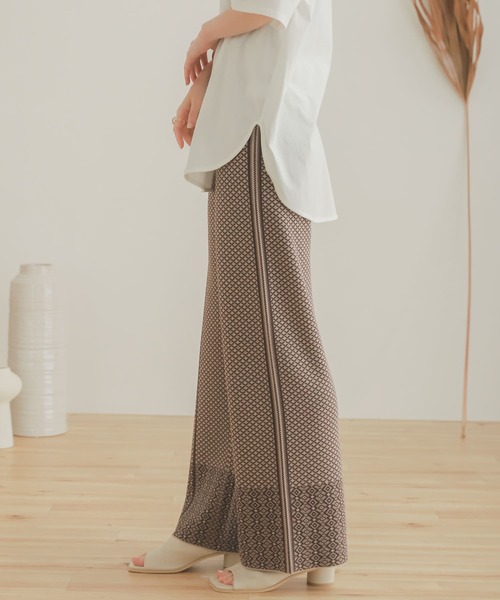 SENSE OF PLACE by URBAN RESEARCH(センスオブプレイスバイアーバンリサーチ)の「ジャガードニットパンツ(その他パンツ・レディース・パープル系その他/ブラック系その他/ブラウン系その他・ONE)」の6枚目の写真