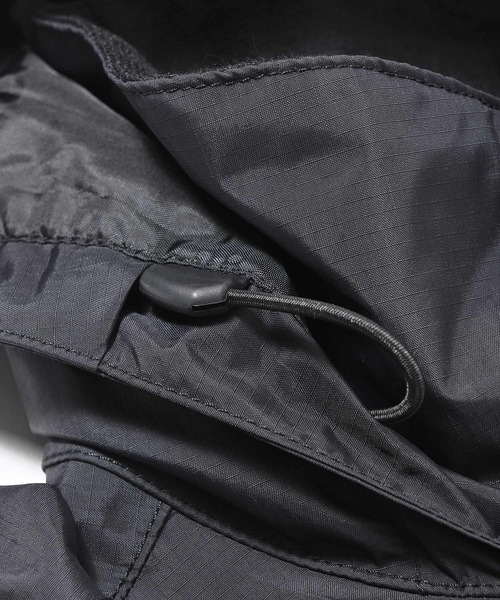 THE NORTH FACE(ザノースフェイス)の「THE NORTH FACE(ザ・ノース・フェイス) リゾルブ2 ナイロンパーカー(ナイロンジャケット・メンズ・ブラック/ネイビー・XXL/M/S/XL/L)」の8枚目の写真