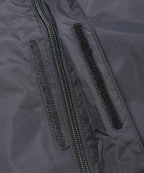 THE NORTH FACE(ザノースフェイス)の「THE NORTH FACE(ザ・ノース・フェイス) リゾルブ2 ナイロンパーカー(ナイロンジャケット・メンズ・ブラック/ネイビー・XXL/M/S/XL/L)」の9枚目の写真