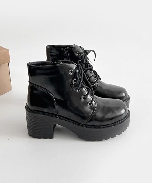 Shoes in Closet（シューズインクローゼット）の「【旬見えスウェード