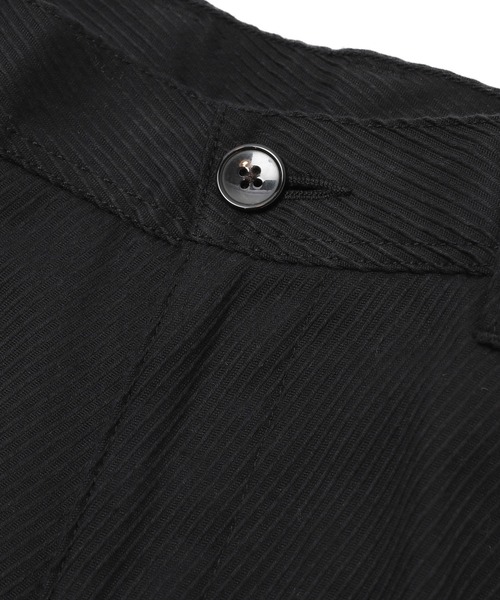 MEN'S BIGI（メンズビギ）の「コットン3本合糸ツイル裏起毛パンツ（その他パンツ・メンズ・ブラック/グレー/レッド/アイボリー・01/02/03/04）」の22枚目の写真