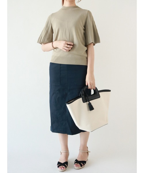 Te chichi（テチチ）の「12G袖プリーツプルオーバー（シャツ/ブラウス・レディース・ブラック/ブラウン/カーキ・ﾌﾘ-）」の20枚目の写真