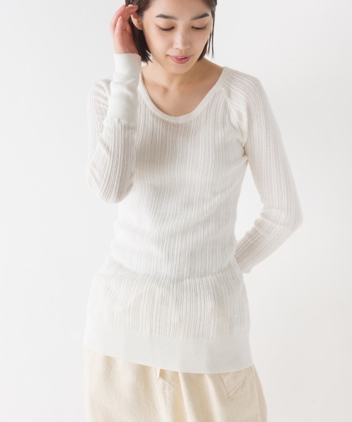 OMNES(オムネス)の「ランダムテレコニット クルーネック(ニット/セーター・レディース・ホワイト/チャコール/グレイッシュベージュ/グレー/ブラック/ブラック系その他/グリーン系その他/ホワイト系その他/オートミール/グレー系その他・FREE)」の11枚目の写真