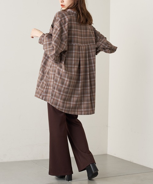 Chico（チコ）の「チェックブロッキングシャツ（シャツ/ブラウス・レディース・ブラック/ベージュ/ネイビー/ブラウン・FREE）」の6枚目の写真