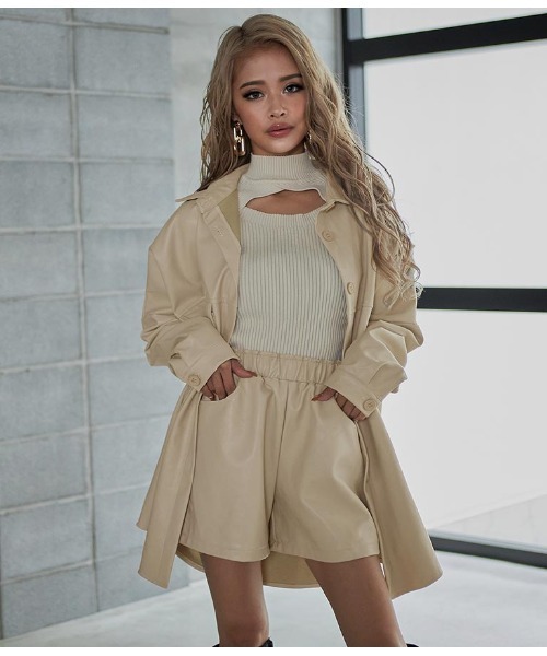 ANAP（アナップ）の「フェイクレザーオーバーシャツ（カバーオール・レディース・アイボリー/ブラック・FREE）」の15枚目の写真