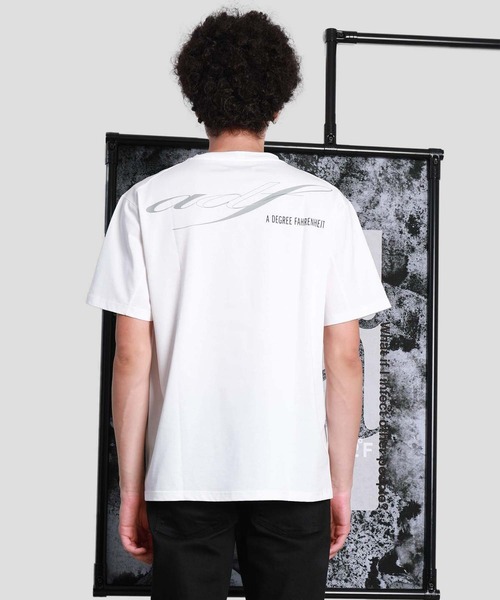 A DEGREE FAHRENHEIT（エーディグリーファーレンハイ）の「【ユニセックスアイテム】2LUX/adf刺繍 オーバーサイズT（Tシャツ/カットソー・メンズ・ホワイト/ブラック/オレンジ・SMALL/MEDIUM/LARGE/FREE）」の4枚目の写真