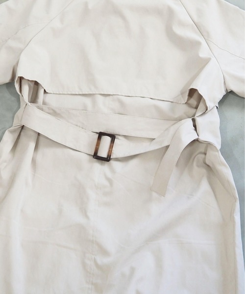 tiptop（ティップトップ）の「ボリューム袖ベルト付きトレンチコート【ZOZO限定アイテム】（トレンチコート・レディース・ベージュ/グリーン/アイボリー/グレイッシュベージュ・FREE/L）」の7枚目の写真