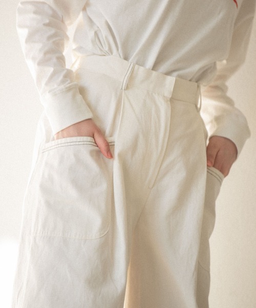 idem（イデム）の「basic loose pants/コットンルーズワイドパンツ（その他パンツ・レディース・ホワイト/カーキ/ブラック/ブルー・SMALL/FREE）」の11枚目の写真