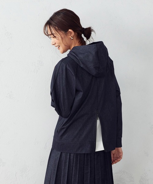 COMME CA ISM(コムサイズム)の「【一部店舗限定】ゆったりパーカー(パーカー・レディース・ブラック/ネイビー・MEDIUM/LARGE)」の2枚目の写真