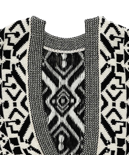 TOGA PULLA（トーガ　プルラ）の「TOGA PULLA Jacquard knit cardigan TP21-XO206（カーディガン/ボレロ・レディース・ピンク/ブラック・38）」の4枚目の写真