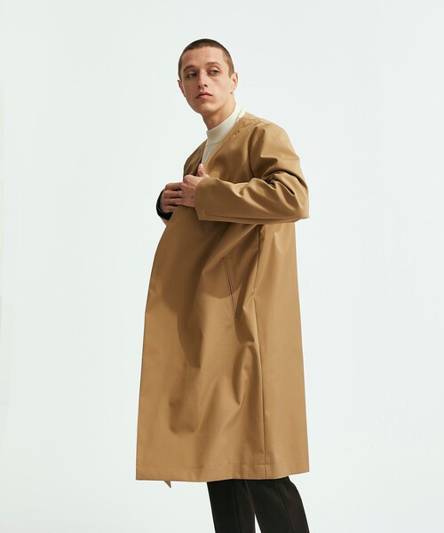 UNITED TOKYO（ユナイテッドトウキョウ）の「コットンポリエステルボンディンクノーカラーコート（ノーカラーコート・メンズ・アイボリー/ブラック・1/2/3）」の6枚目の写真